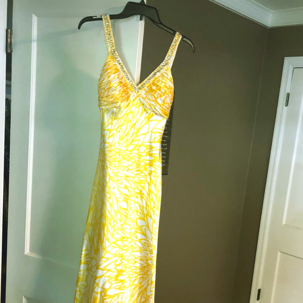 Women's/Juniors Dress